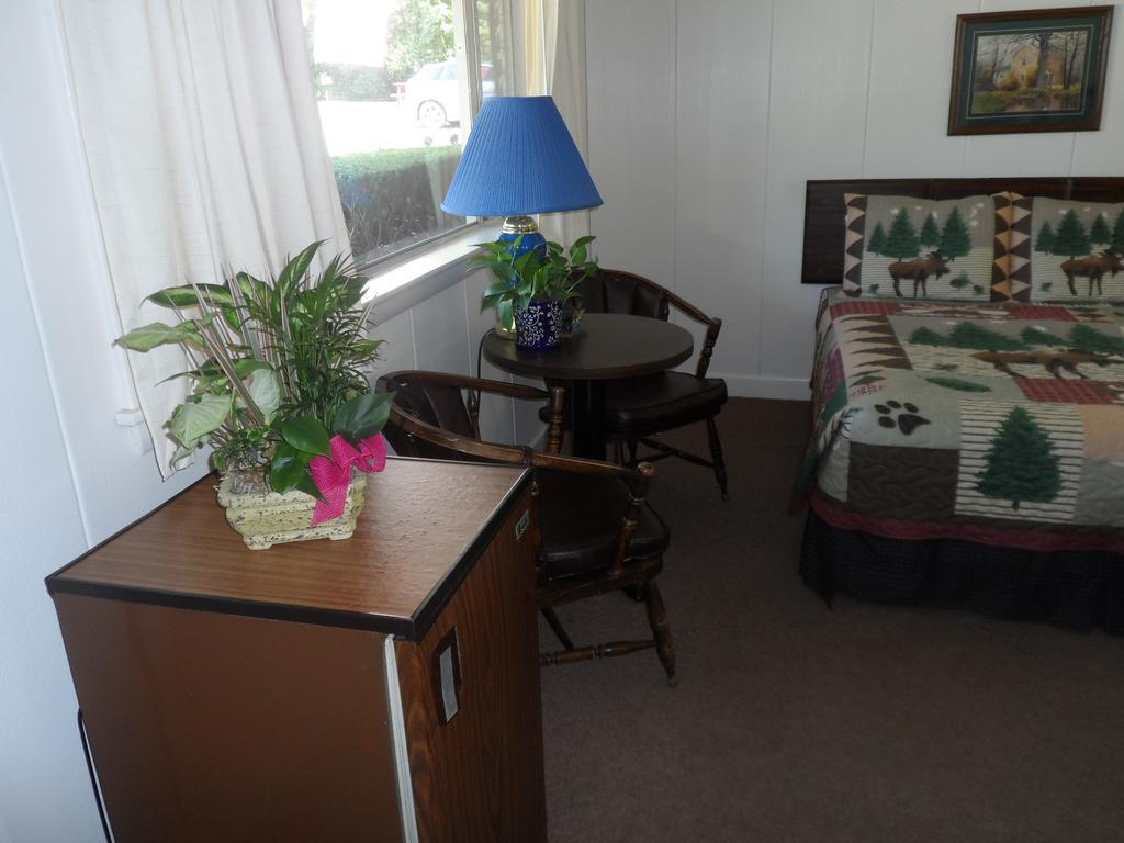 Holderness White Oak Motel & Cottages חדר תמונה
