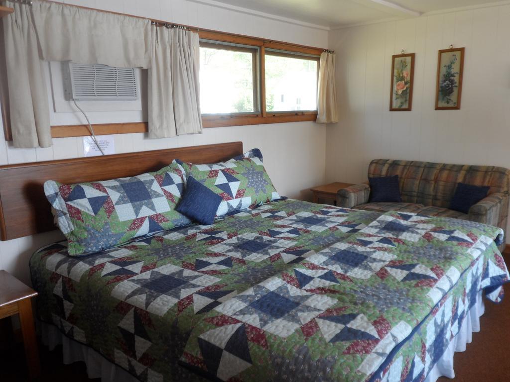 Holderness White Oak Motel & Cottages חדר תמונה